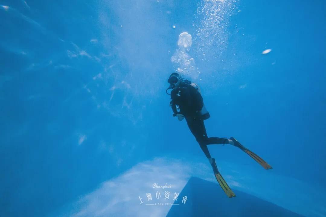 厨房水槽买回来了，可是不知道怎么安装，该怎么办啊？